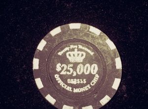 Casino chip